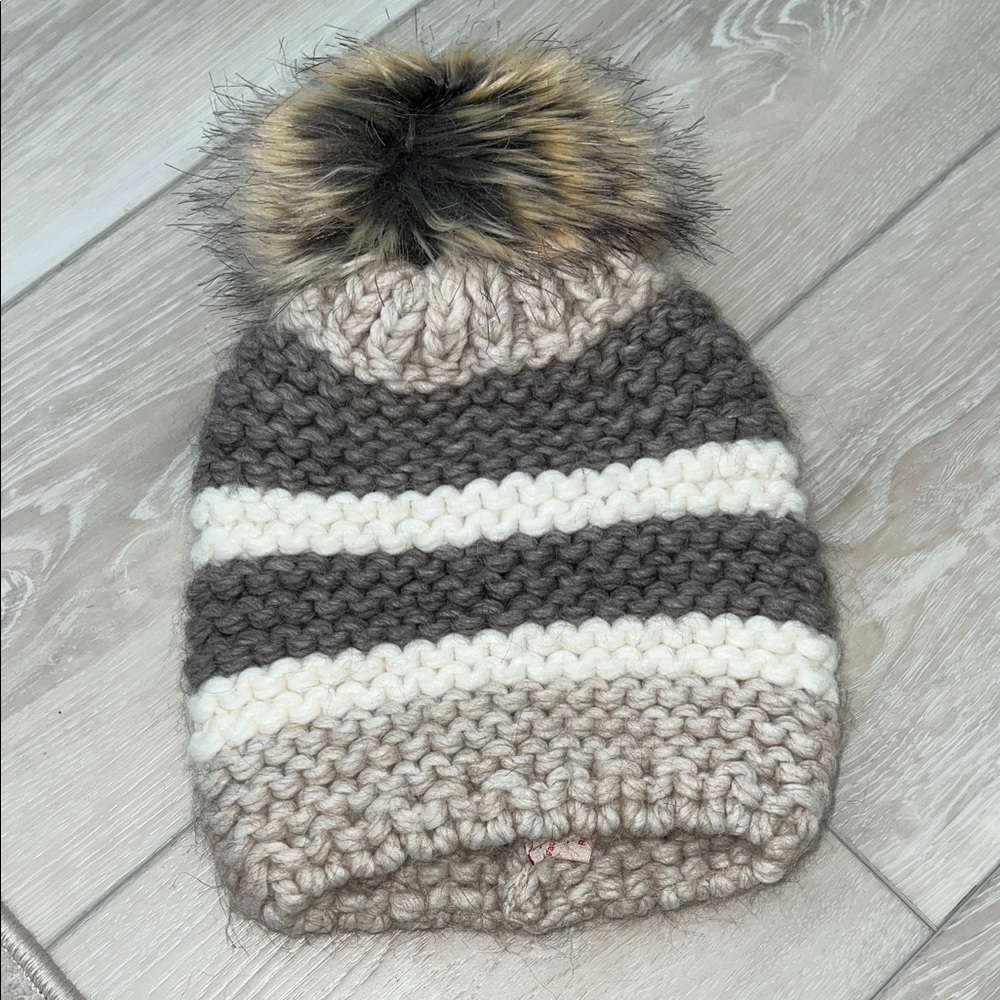 Cozy Striped Knit Beanie with Faux Fur Pom